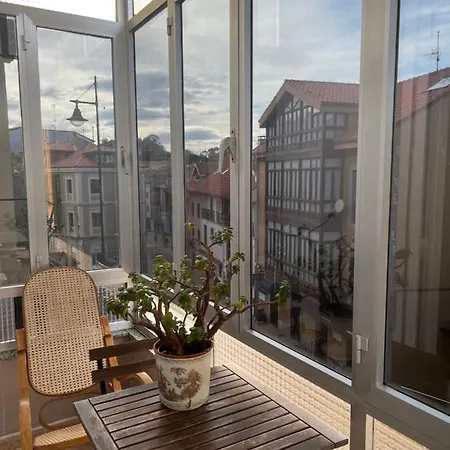 Puertu Chicu Con Plaza De Garaje Privada Apartamento
