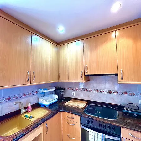 Puertu Chicu Con Plaza De Garaje Privada Apartamento