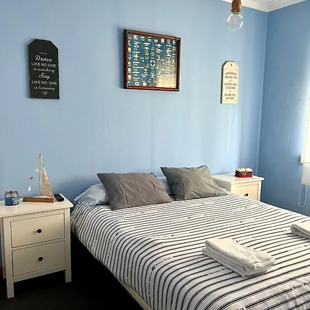 Puertu Chicu Con Plaza De Garaje Privada *