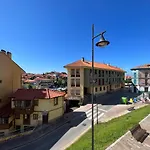 Puertu Chicu Con Plaza De Garaje Privada * Llanes