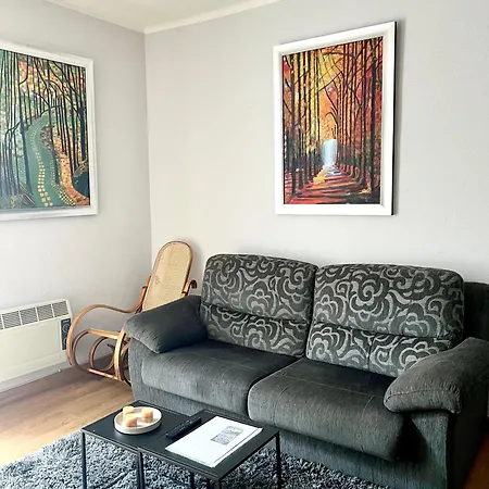 Puertu Chicu Con Plaza De Garaje Privada Apartment *