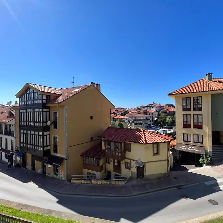 Puertu Chicu Con Plaza De Garaje Privada Llanes